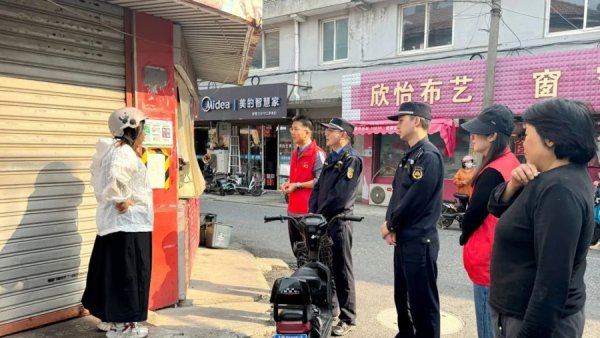 TopBull 从“小油烟”到“大渣土”，打响城市“生态保卫战”|城治前沿